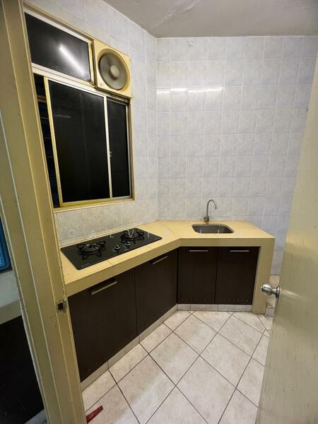 Condominium for Sale at Menara Menjalara - Calvin Lim - Kitchen - PropertyGuru.com.my