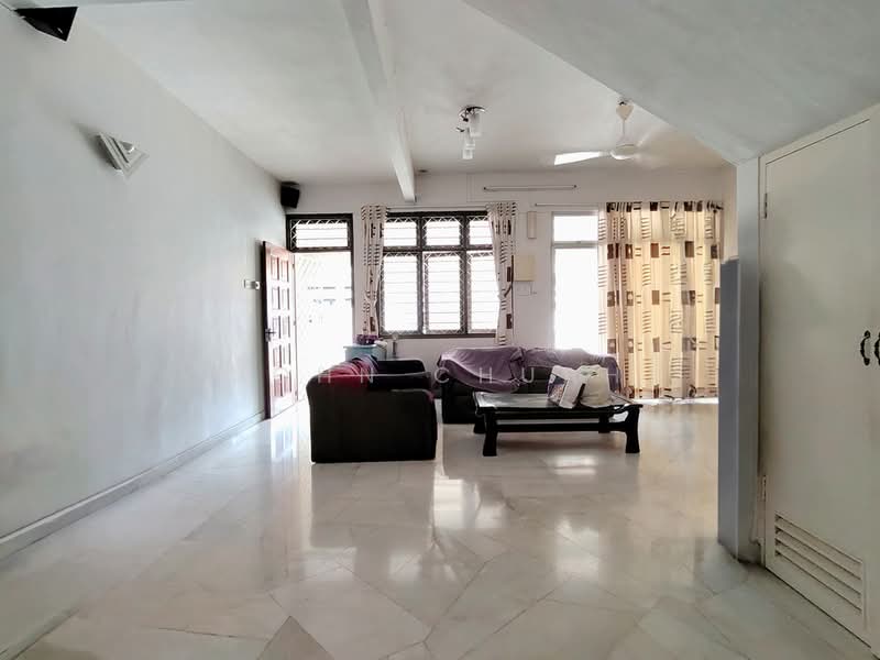 2-storey Terraced House for Sale in Taman Ipoh Selatan (Ipoh) - John Chuah - Living Room - PropertyGuru.com.my