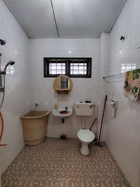2-storey Terraced House for Sale in Taman Ipoh Selatan (Ipoh) - John Chuah - Bathroom - PropertyGuru.com.my