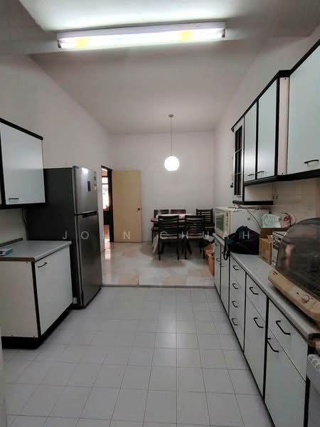 2-storey Terraced House for Sale in Taman Ipoh Selatan (Ipoh) - John Chuah - Kitchen - PropertyGuru.com.my