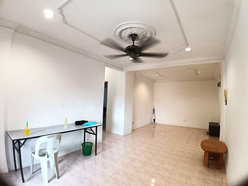Kondominium untuk Disewa di Evergreen Park Acorn & Hazel - Steven Yong - Living Room - PropertyGuru.com.my