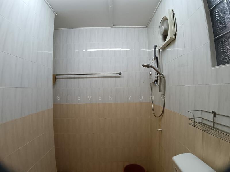 Kondominium untuk Disewa di Evergreen Park Acorn & Hazel - Steven Yong - Bathroom - PropertyGuru.com.my