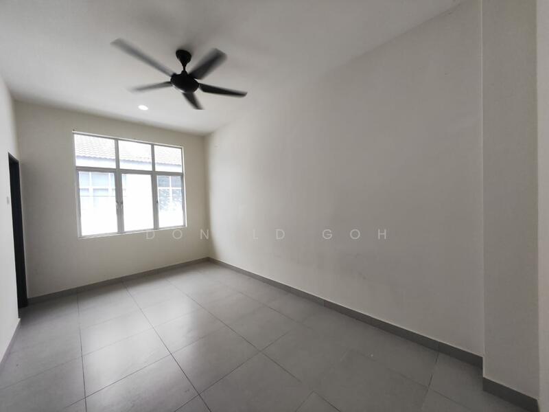 Rumah Teres 2-Tingkat untuk Dijual di Bandar Baru Sri Klebang (Chemor) - Donald Goh - Bedroom - PropertyGuru.com.my