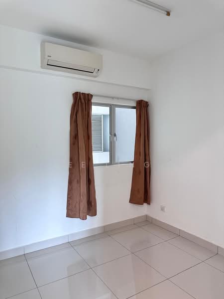 Condominium for Sale at Rimba Residence - EE Ling - Bedroom - PropertyGuru.com.my