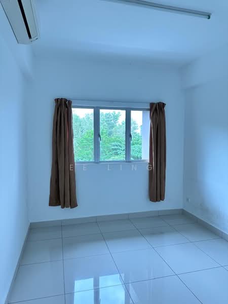 Condominium for Sale at Rimba Residence - EE Ling - Bedroom - PropertyGuru.com.my