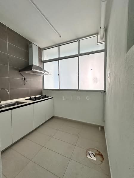 Condominium for Sale at Rimba Residence - EE Ling - Kitchen - PropertyGuru.com.my