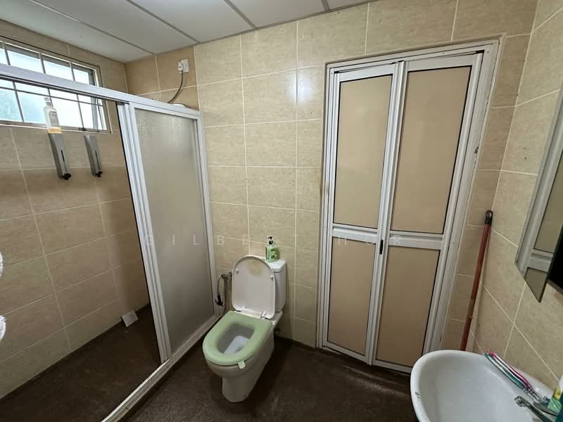 Taman Bukit Jaya untuk Untuk Dijual - RM 899,999, Mac 2026 - Bathroom - PropertyGuru.com.my
