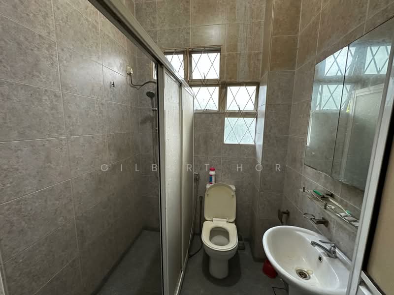 Taman Bukit Jaya untuk Untuk Dijual - RM 899,999, Mac 2026 - Bathroom - PropertyGuru.com.my