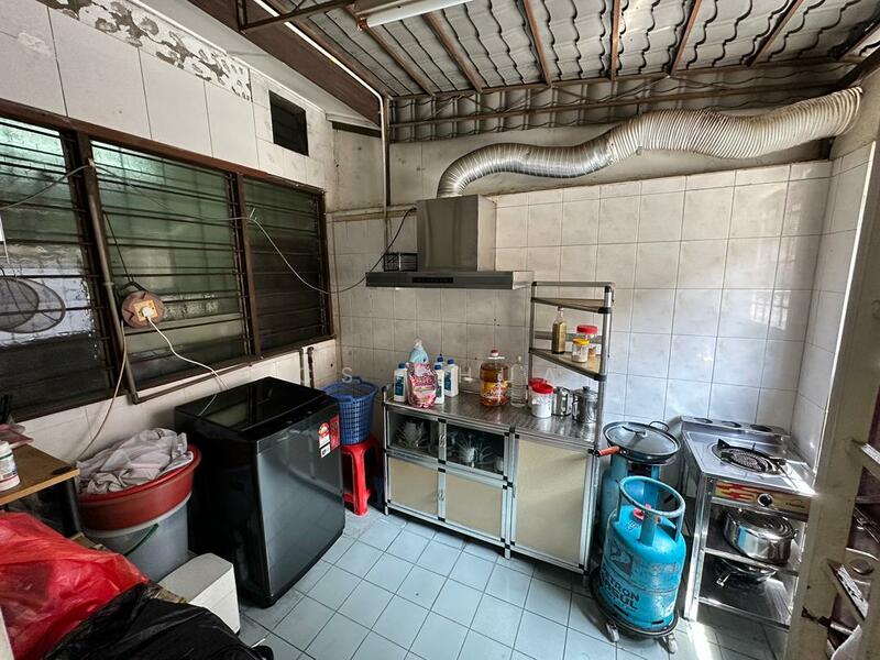 2-storey Terraced House for Sale in SS18 (Subang Jaya) - Cs Chua - Kitchen - PropertyGuru.com.my