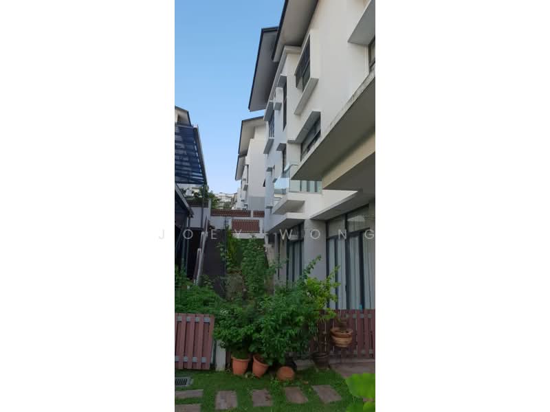 Semi-Detached House for Sale in Taman Equine (Seri Kembangan) - Joey Wong - Exterior - PropertyGuru.com.my