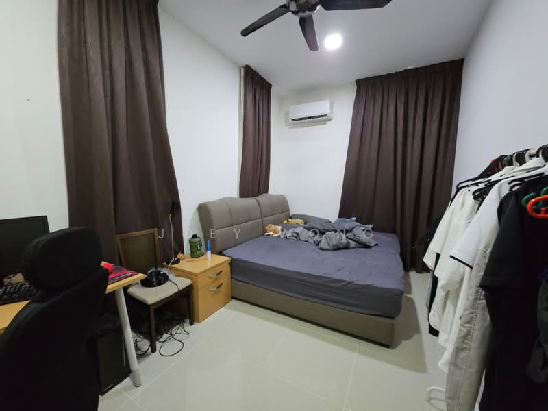 Semi-Detached House for Sale in Taman Equine (Seri Kembangan) - Joey Wong - Bedroom - PropertyGuru.com.my