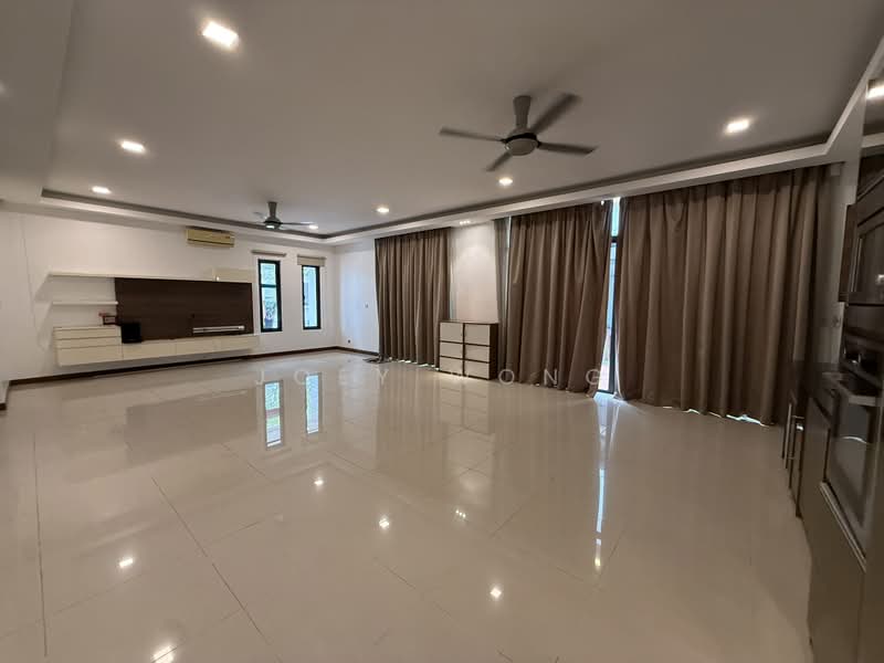 Semi-Detached House for Sale in Taman Equine (Seri Kembangan) - Joey Wong - Living Room - PropertyGuru.com.my