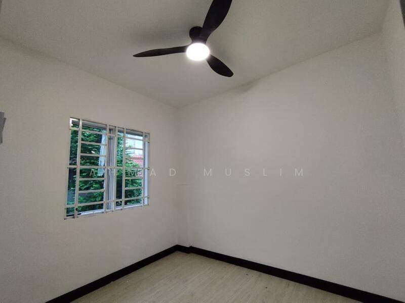 Untuk Dijual - Jalan Bakawali Bukit Sentosa