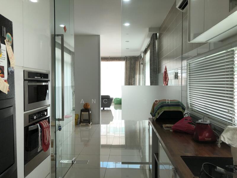 Semi-Detached House for Sale in Bandar Kinrara Seksyen 1 (Bandar Kinrara) - Francis Soh - Kitchen - PropertyGuru.com.my