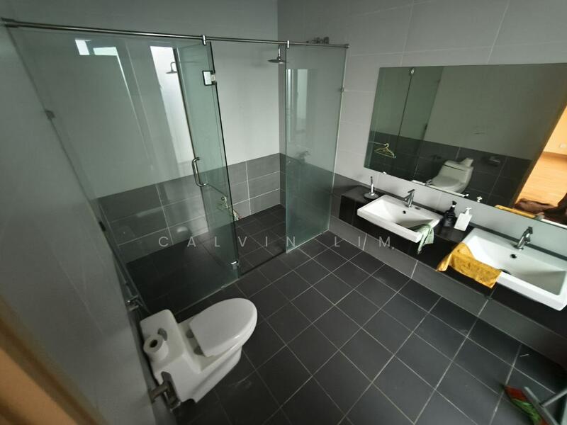 Terraced House for Sale in Prima Selayang (Selayang) - Calvin Lim - Bathroom - PropertyGuru.com.my