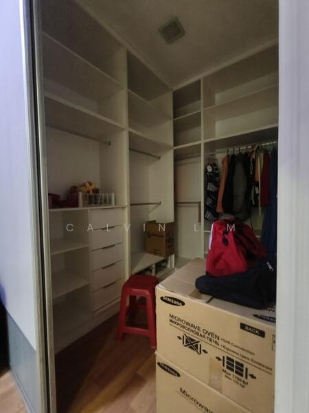 Terraced House for Sale in Prima Selayang (Selayang) - Calvin Lim - Closet - PropertyGuru.com.my