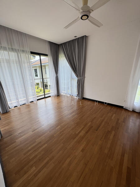 Bungalow for Sale in Leisure Farm (Gelang Patah) - Krystal Ho - Living Room - PropertyGuru.com.my