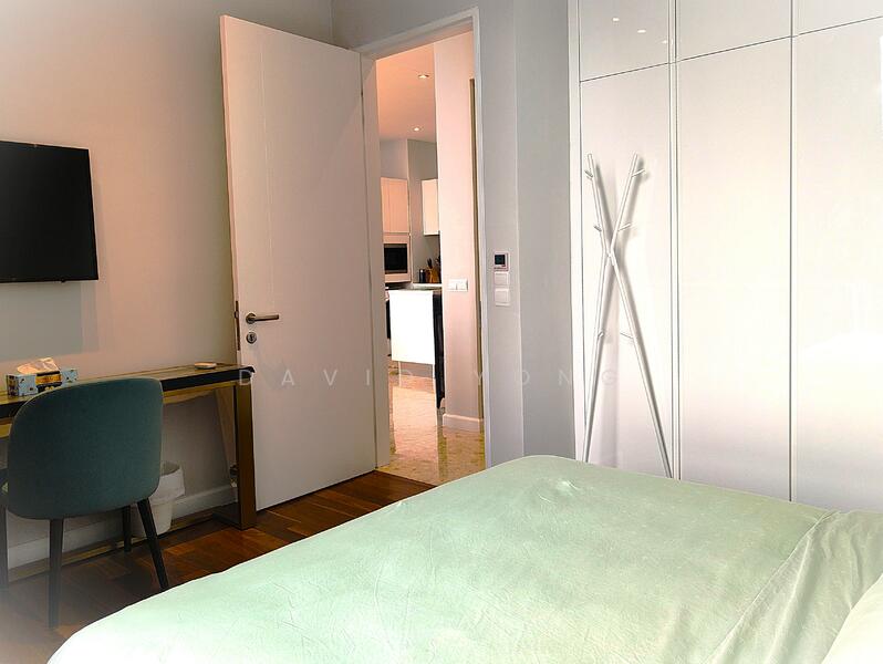 Well-sized and cozy Bed 2