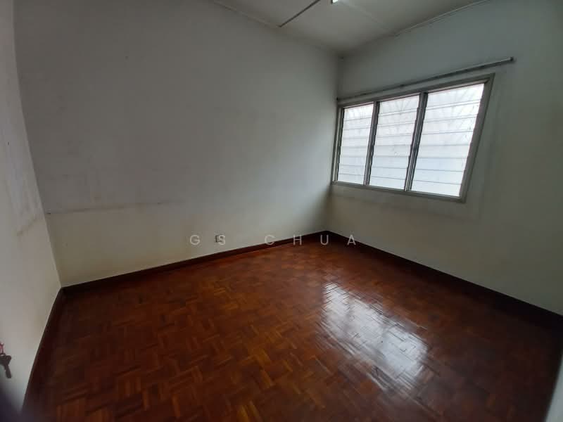 Rumah Teres 2 Tingkat untuk Dijual di Usj 2 (Subang Jaya) - GS CHUA - Bedroom - PropertyGuru.com.my