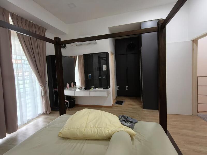 Untuk Dijual - Bukit Indah