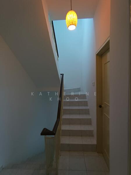 Pangsapuri untuk Dijual di Desa Mar Vista - Katherine Khoo - Corridor - PropertyGuru.com.my