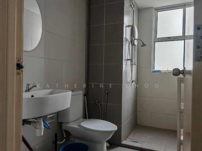 Pangsapuri untuk Dijual di Desa Mar Vista - Katherine Khoo - Bathroom - PropertyGuru.com.my