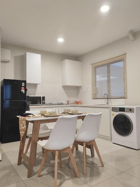 Service Residence for Rent at Huni @ Eco Ardence - Wayne Yong - Kitchen - PropertyGuru.com.my