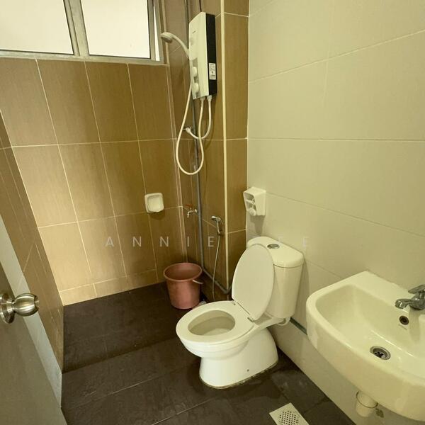 Untuk Disewa - Larkin Heights