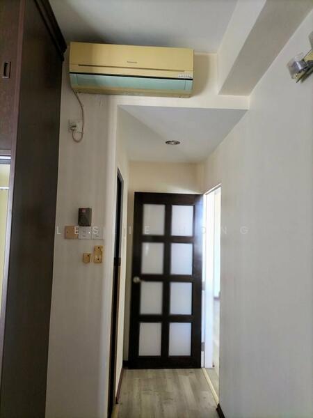 Kondominium untuk Dijual di Seaview Garden - Leslie Hong - Corridor - PropertyGuru.com.my