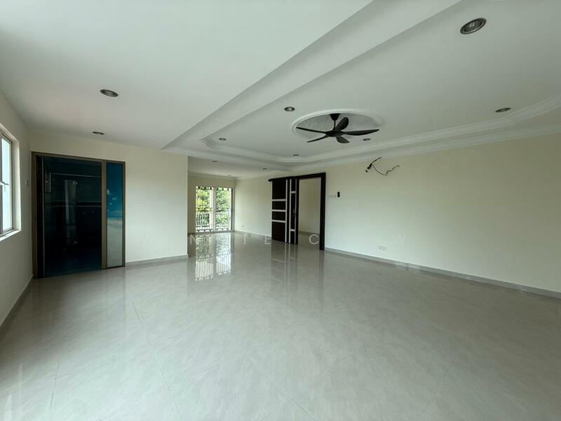 2-storey Terraced House for Sale in Kota Kemuning (Shah Alam) - Winnie Chow - Living Room - PropertyGuru.com.my