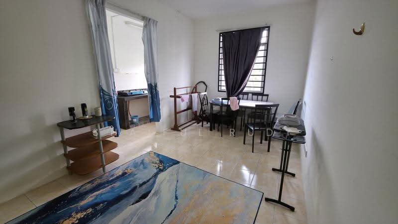 Pangsapuri untuk Disewa di Seremban Putra - Shaiful Rudy - Dining Room - PropertyGuru.com.my