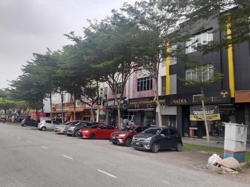 Shop for Sale in Subang Bestari (Shah Alam) - MAN CHOW - Exterior - PropertyGuru.com.my