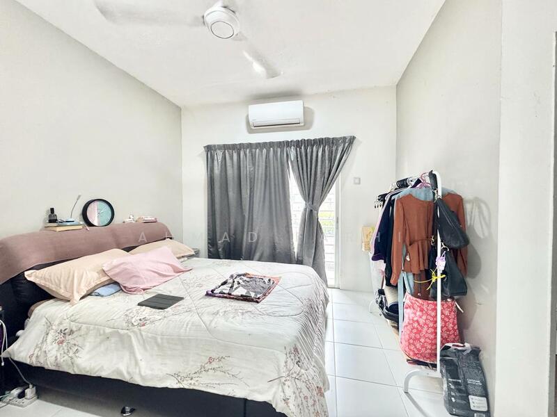 For Sale - The Lake Residence