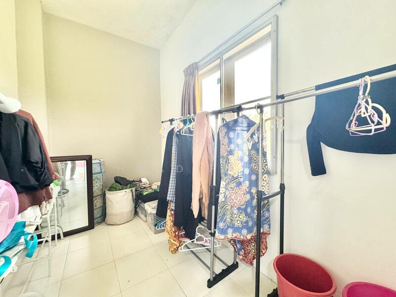 For Sale - The Lake Residence