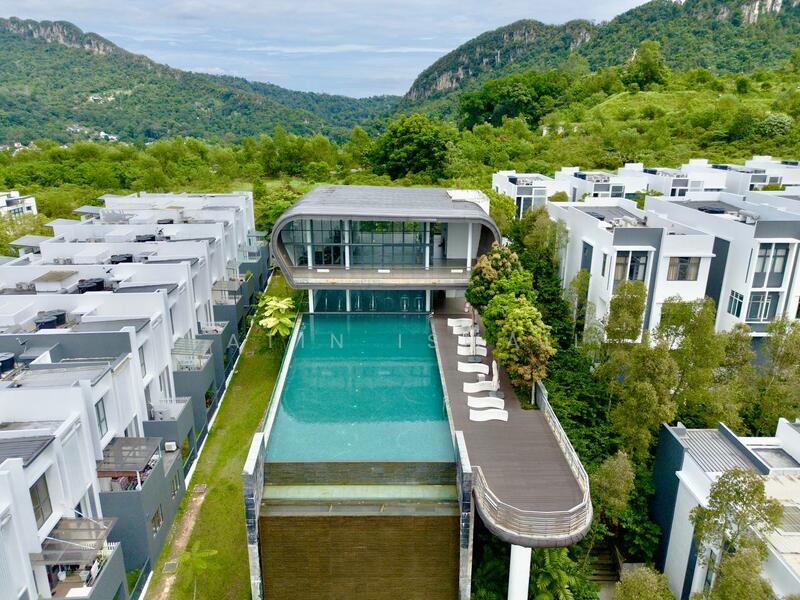 For Sale - 16 Quartz Sky Villa