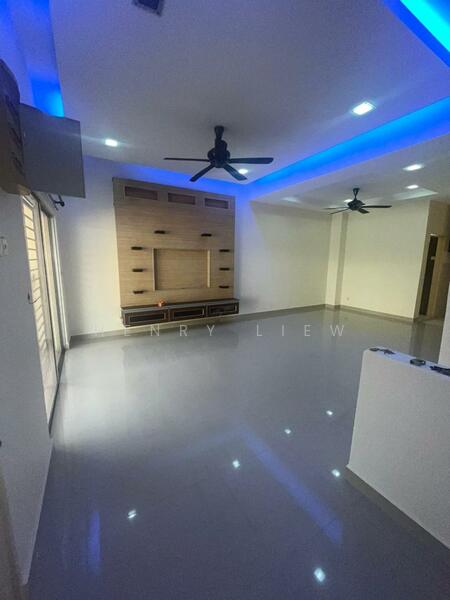 For Sale - Meranti Jaya 2.5 Storey House Taman Tasik Prima Puchong