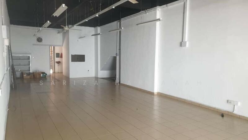 Untuk Dijual - Megan Phoenix