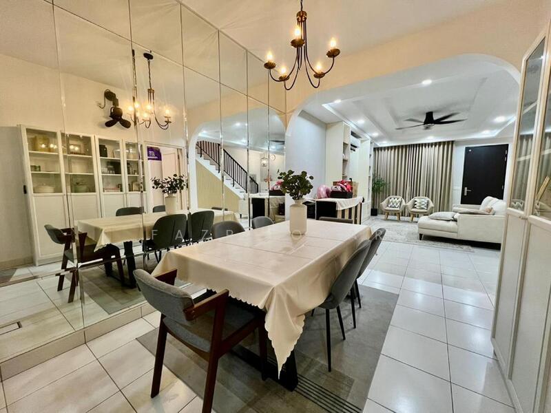 2-storey Terraced House for Sale in Bandar Bukit Raja (Klang) - Fazri Omar - Dining Room - PropertyGuru.com.my