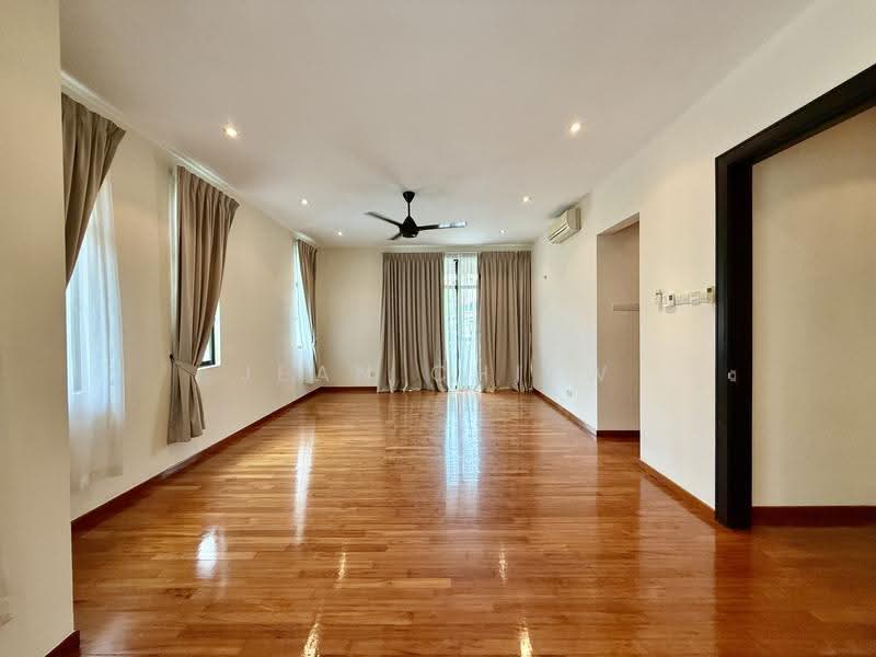 Rumah Berkembar untuk Dijual di Mutiara Seputeh (Seputeh) - Jean Chiew - Living Room - PropertyGuru.com.my