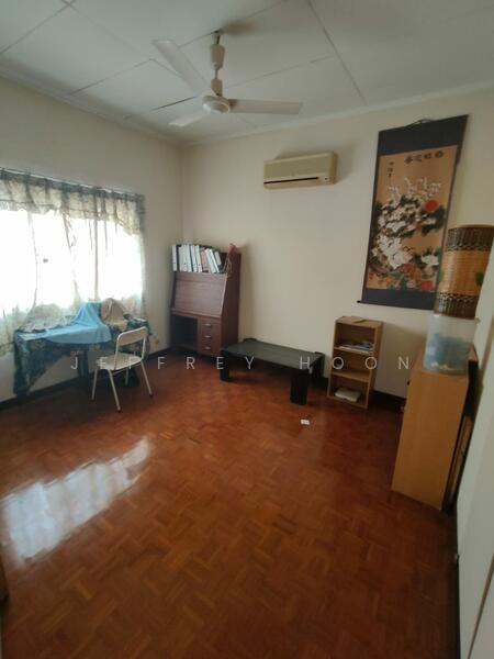 For Rent - PJ Bungalow, Petaling Jaya