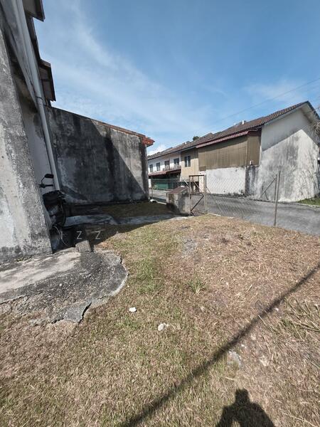 For Sale - Endlot Double Storey Terrace , Taman Sri Andalas