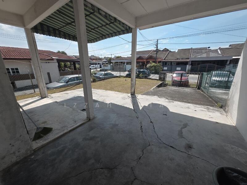 For Sale - Endlot Double Storey Terrace , Taman Sri Andalas