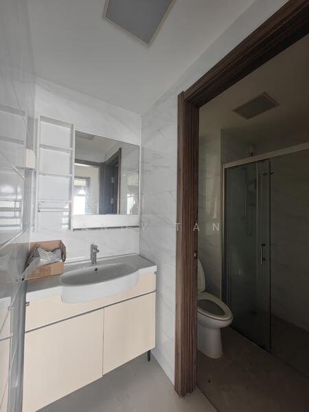 Kondominium untuk Disewa di Forest City (Gelang Patah) - Andy Tan - Bathroom - PropertyGuru.com.my
