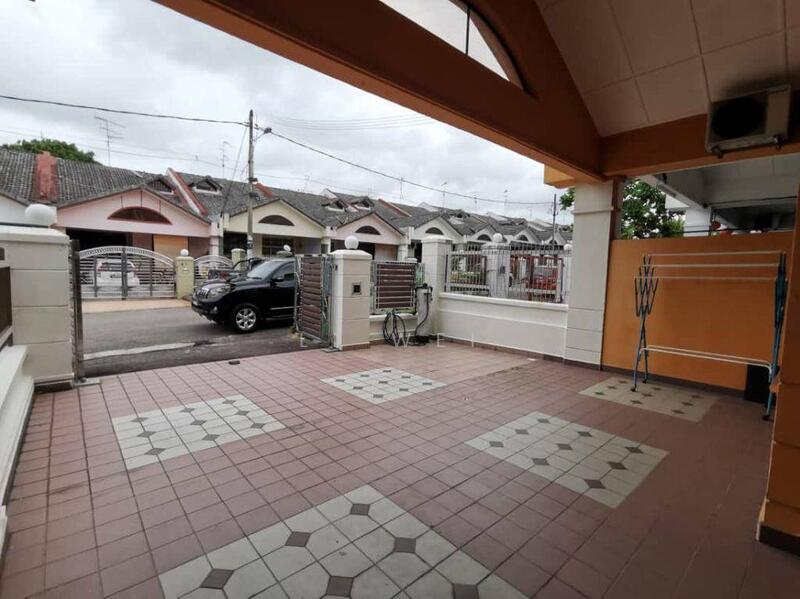 Untuk Disewa - Taman Molek