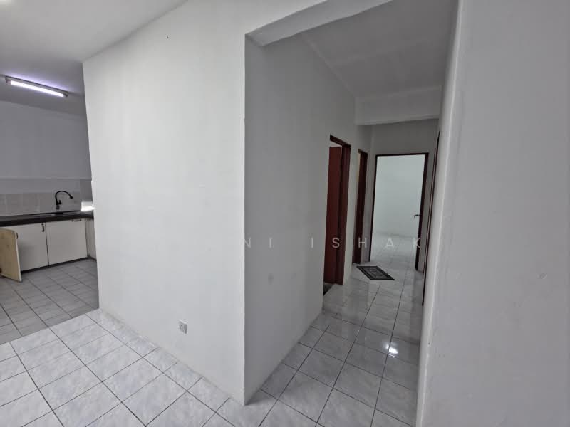 Kondominium untuk Dijual di Laksamana Puri - Zamani Ishak - Kitchen - PropertyGuru.com.my