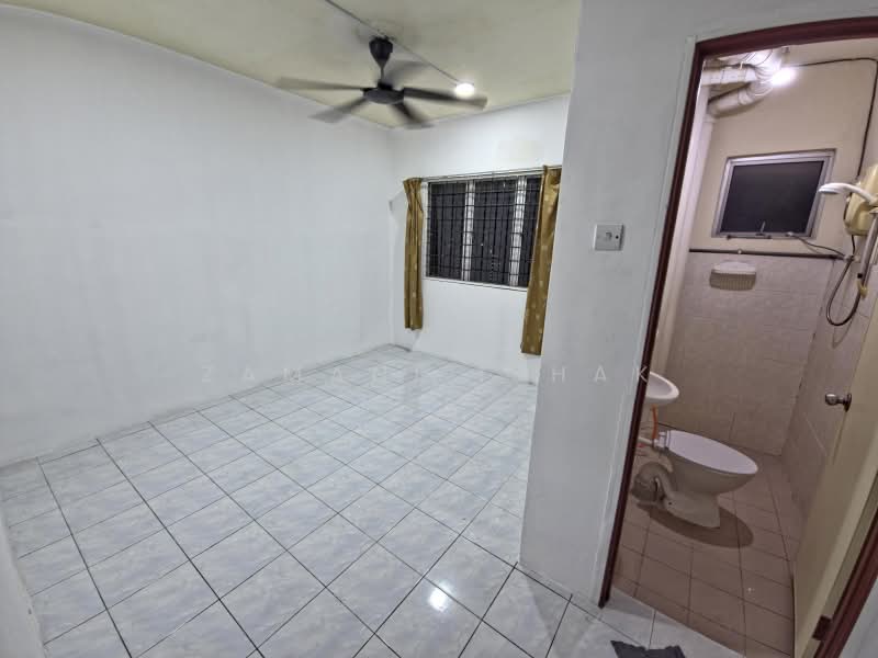 Kondominium untuk Dijual di Laksamana Puri - Zamani Ishak - Bathroom - PropertyGuru.com.my