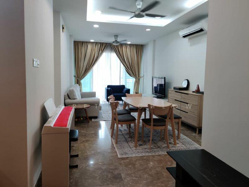 Living / Dining Room