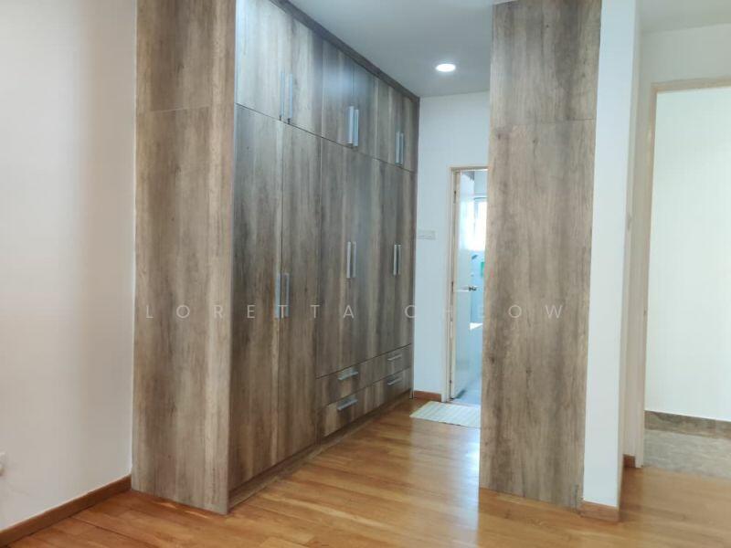 Built-in Wardrobe in Master Bedroom