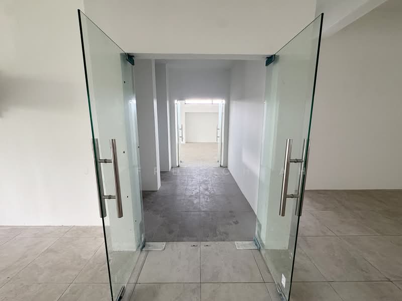 Shop / Office for Rent in Taman Tun Dr Ismail (Kuala Lumpur) - Jeffrey Cheah - Entrance - PropertyGuru.com.my