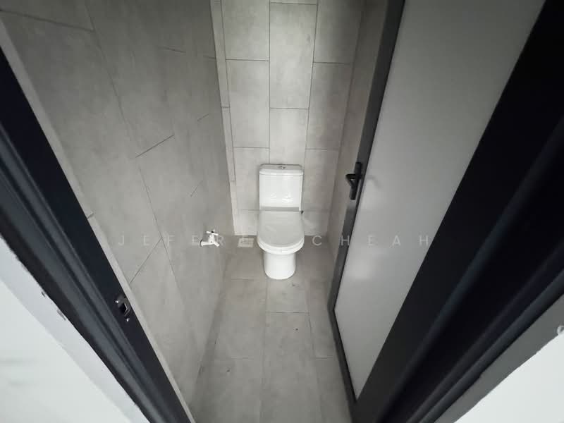 Shop / Office for Rent in Taman Tun Dr Ismail (Kuala Lumpur) - Jeffrey Cheah - Bathroom - PropertyGuru.com.my